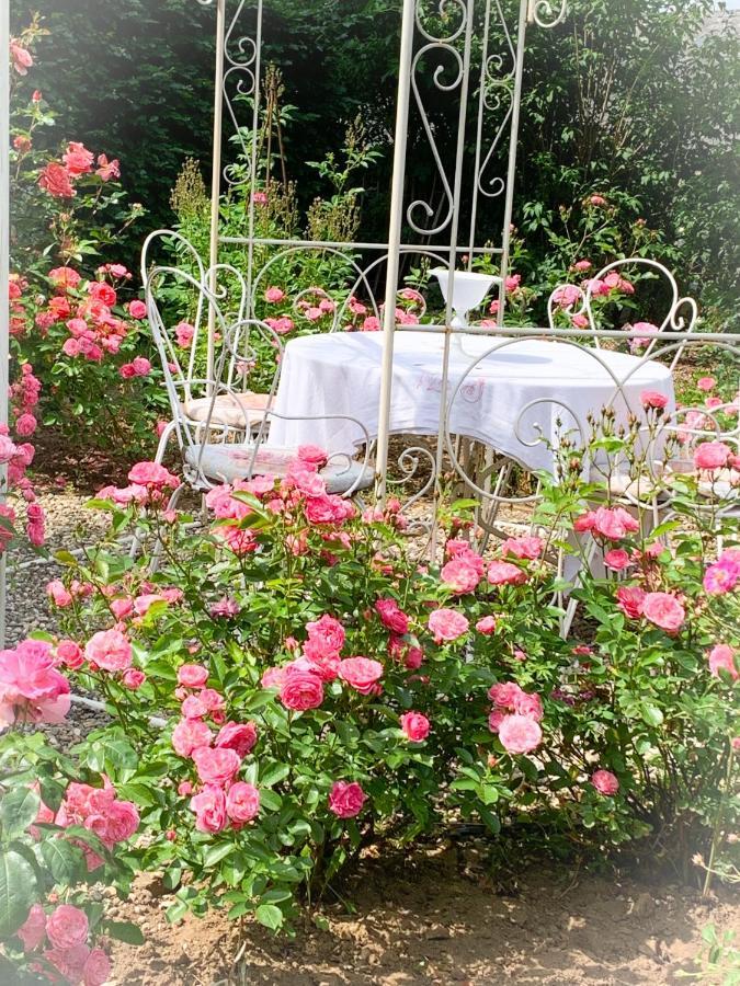 Isabelle'S Rosegarden Hotel Beckerich Екстериор снимка